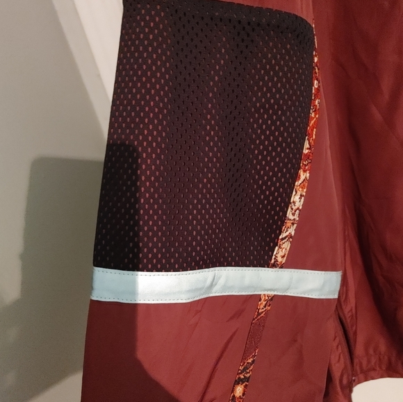 Puma x Les Benjamins Mens Windbreaker SZ.L Burgundy - Picture 3 of 11